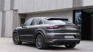 zoom photo Cayenne