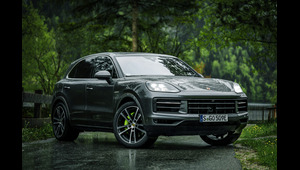 zoom photo Cayenne