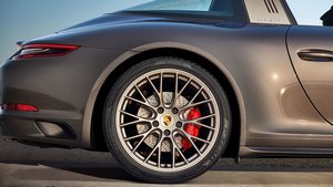 zoom photo 911