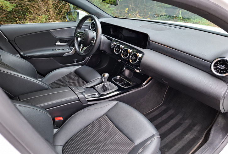 photo interieur Classe A 160 de couleur Blanc